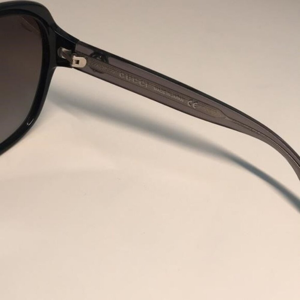 New Authentic Gucci Black Women's Sunglasses GG0080SK 002 - Picture 10 of 11
